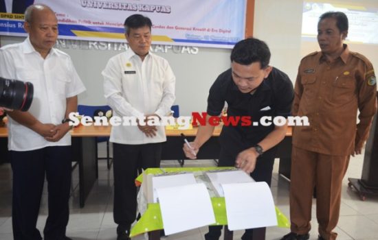 F. Ronny Narsum Tunggal Kuliah Umum, Kerjasama UNKA Dengan DPRD Resmi Ditandatangani